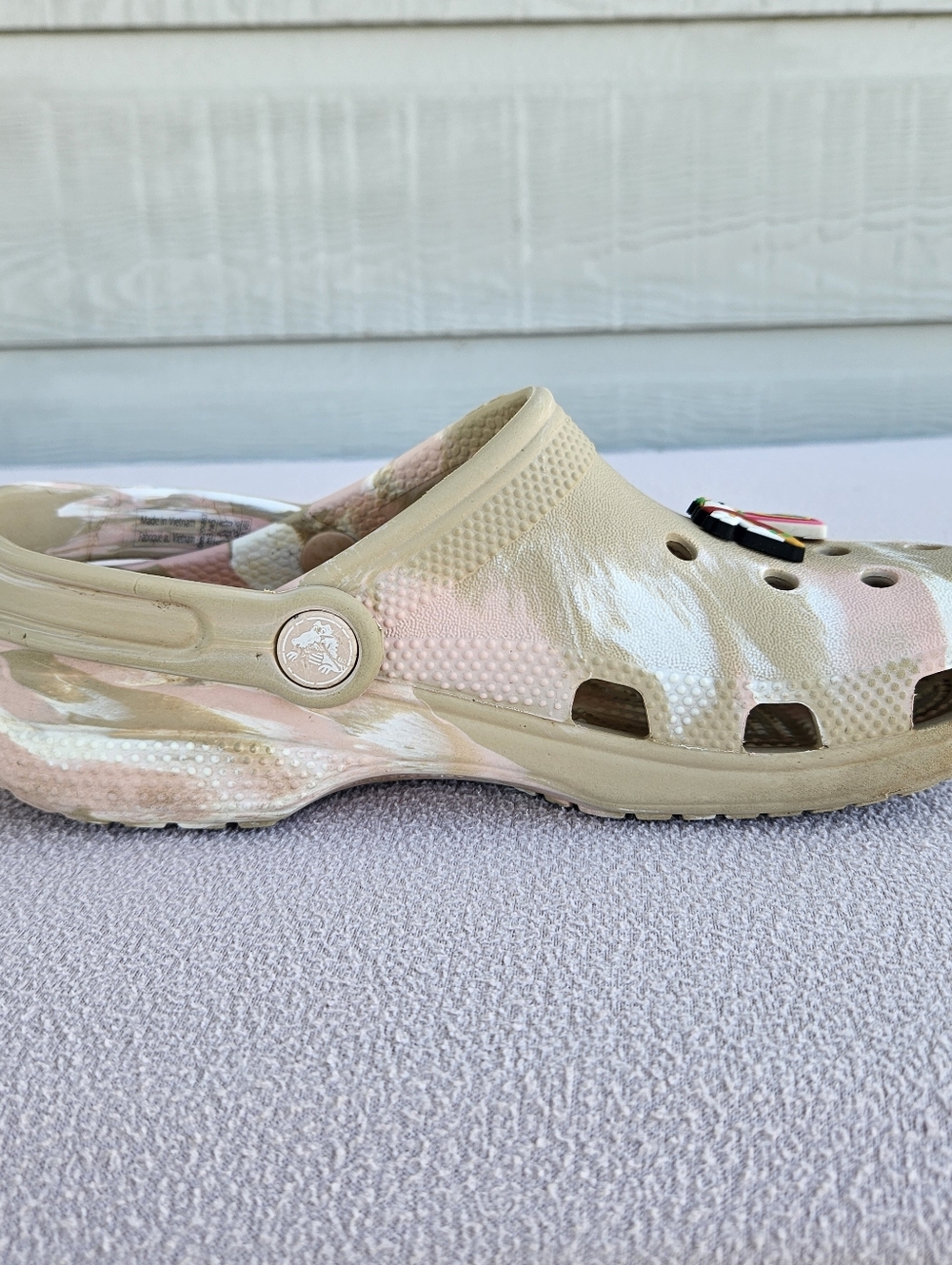Crocs Classic Marbled Clogs Women 5 Men 3 Slip-On Comfort Waterproof Pink Beige - Picture 5 of 12